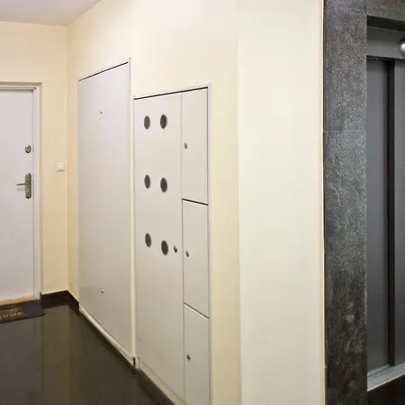 公寓 2 Bedrooms Bukowinska P&o Serviced