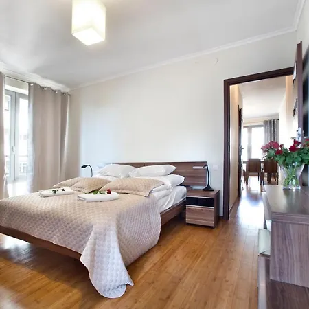 2 Bedrooms Bukowinska P&o Serviced *