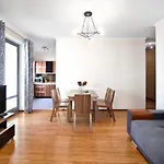 2 Bedrooms Bukowinska P&o Serviced Lejlighed *